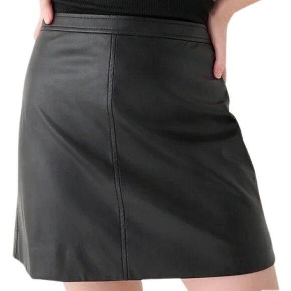 NWOT J Crew Mini Skirt Black Faux Leather Classic Black Size 4 - Picture 1 of 9